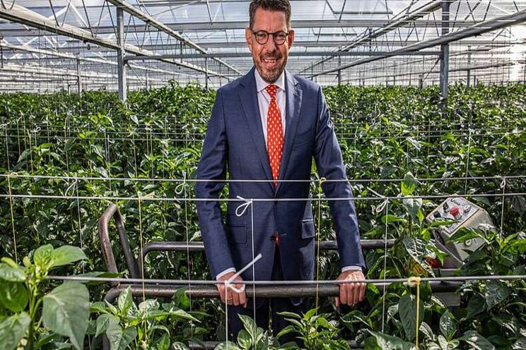 'Land opfleuren met bloemen Westland'